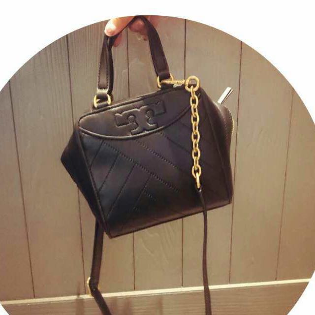 Tory burch alexa satchel discount