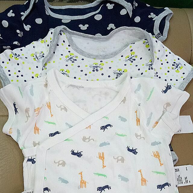 uniqlo onesies