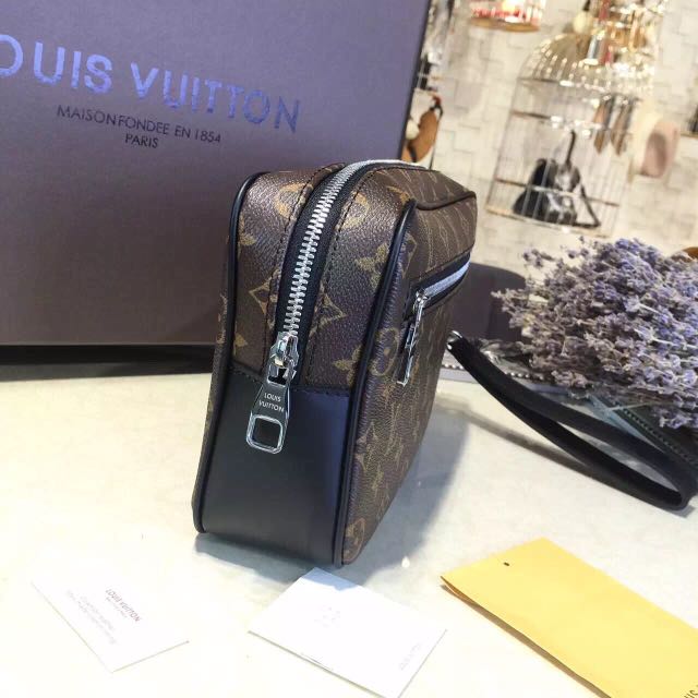 Louis Vuitton LV Kasai Clutch, Men's Fashion, Bags, Belt bags, Clutches and  Pouches on Carousell