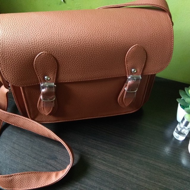 parisian shoulder bag price