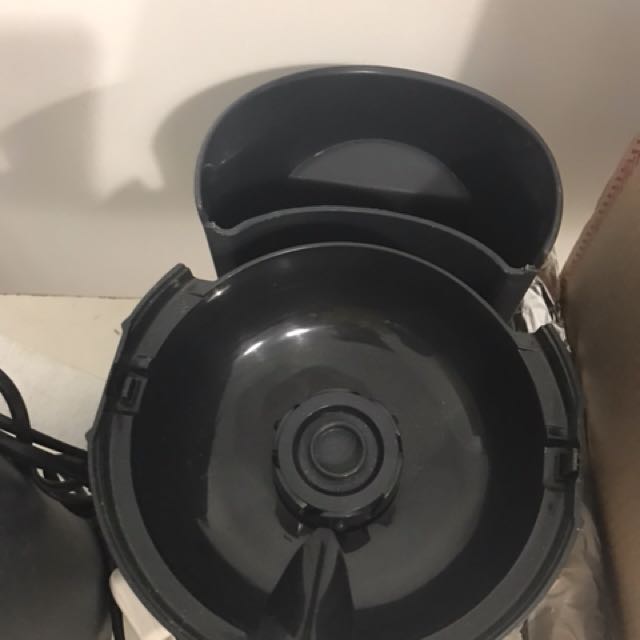 Philips juicer, spare body/motor only, TV & Home Appliances, Kitchen