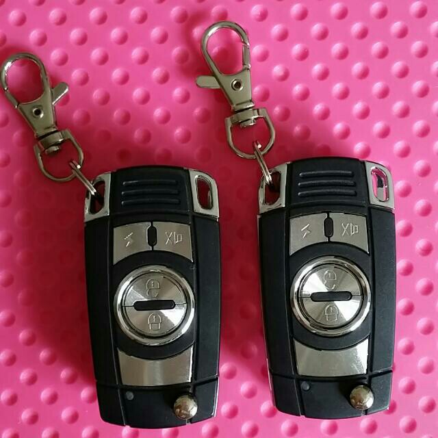 KEYLESS ENTRY SYSTEM (Category: Key & Remote) located in Singapore. Submitted by khoorichard (Listing ID 129740367, Image 2). Description: New in box, centre locking, BMW model remote controller, lock and unlock your car Convenient with remote controller and sefty, have installation guide, can fit for all cars, easy to insstall, just selling at $110.