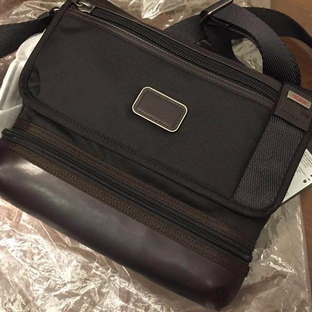 tumi crossbody mens