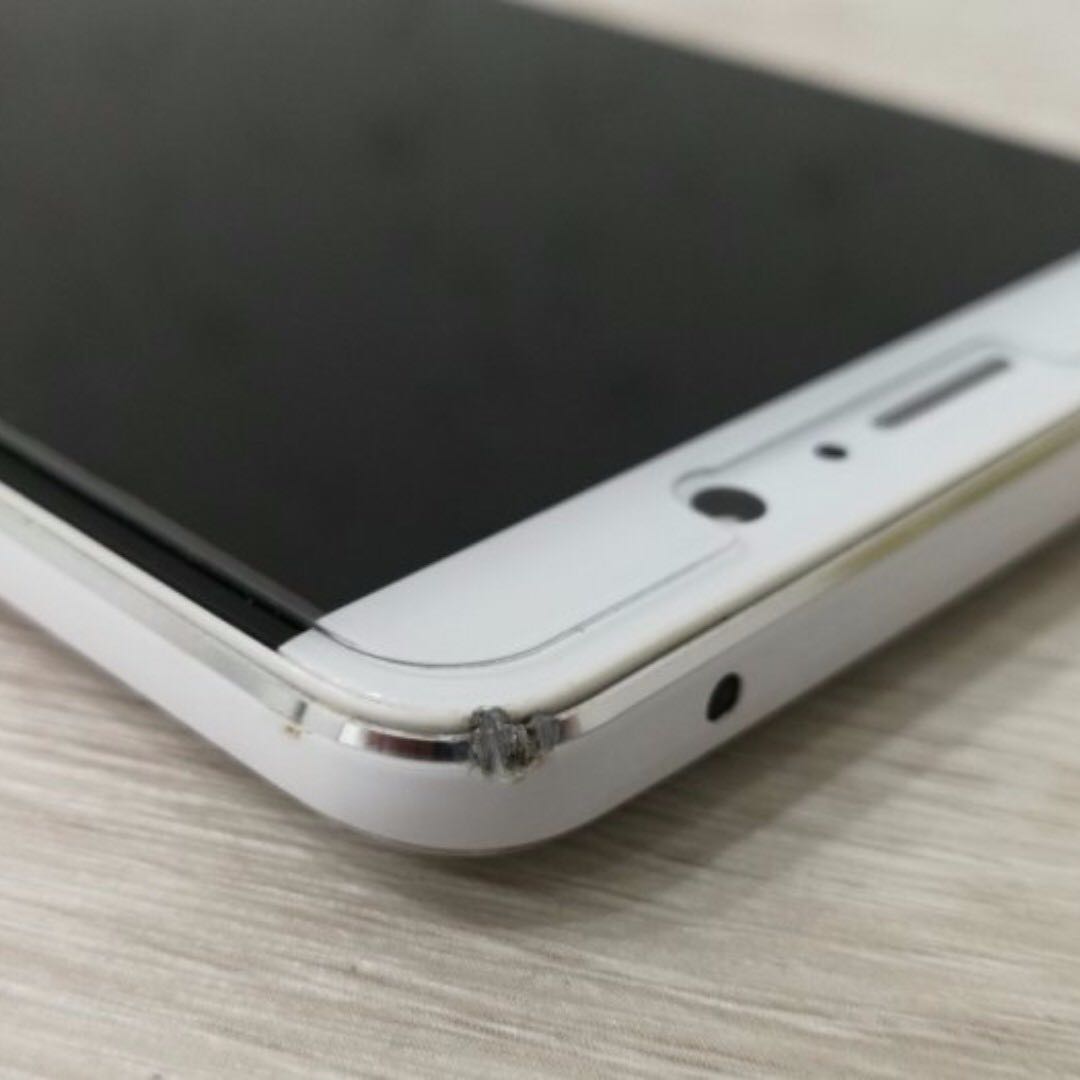 二手機華為huawei Mate9 64gb 白色中古機 神腦保固至17 12月8日 手機平板 安卓android在旋轉拍賣