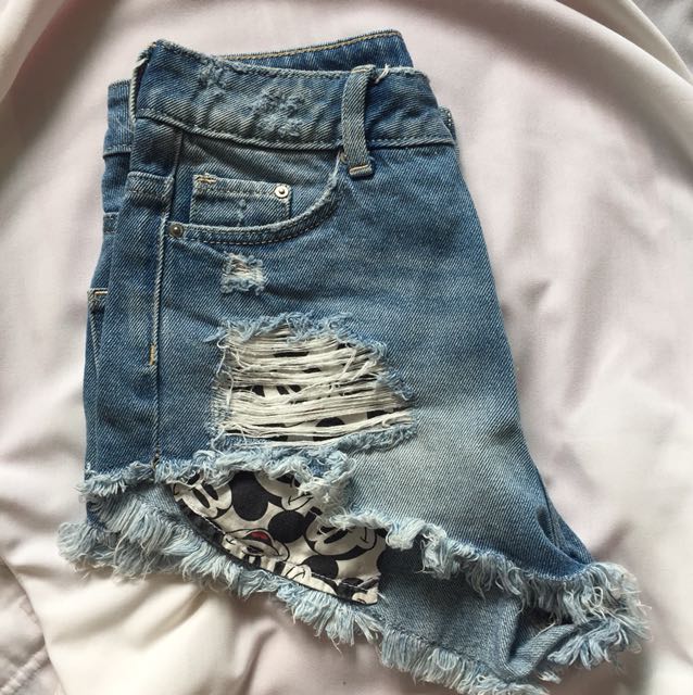 h&m mickey mouse jeans