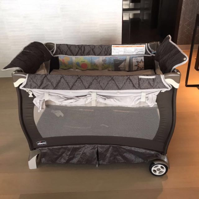 chicco portable baby bed