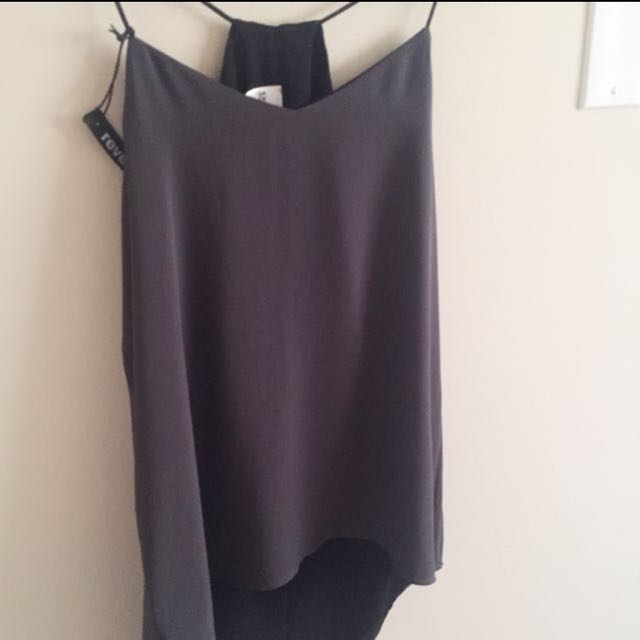 Express Barcelona Cami Reversible XS, Women's Fashion, Clothes on Carousell