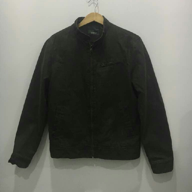 Maru Is The Whole One Denim Jacket Men S Fashion Clothes On Carousell