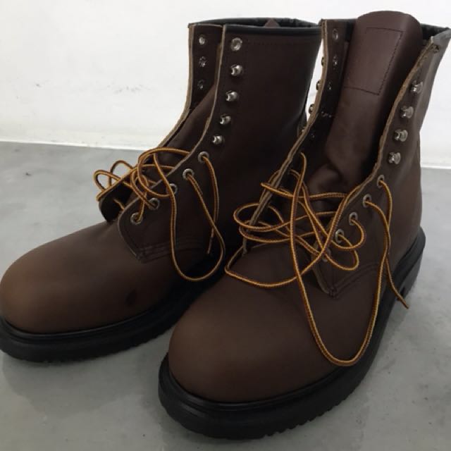 red wing 2233 boots
