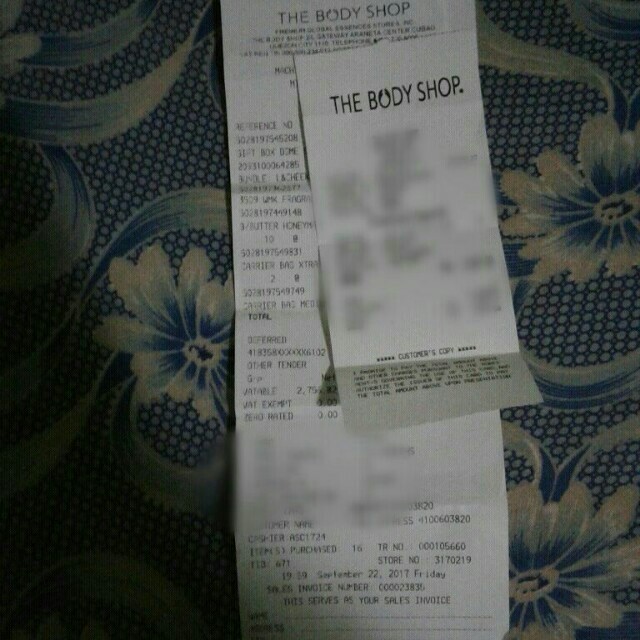 THE BODY SHOP LIP AND CHEEK STAIN PINK HIBISCUS 001, Beauty & Personal