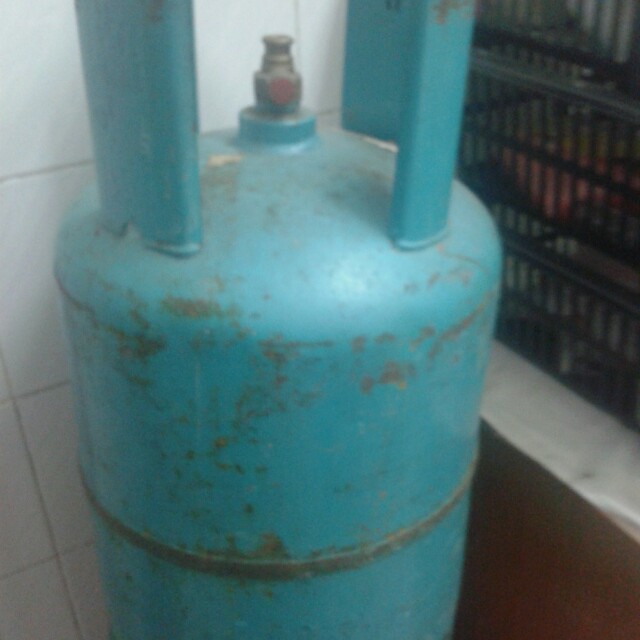 Tong Gas Petronas Kitchen Appliances On Carousell