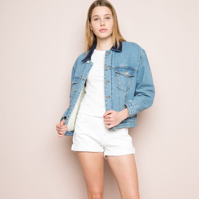 Brandy melville shaine denim jacket hotsell
