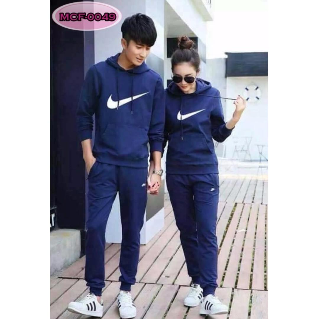 boyfriend and girlfriend matching nike outfits