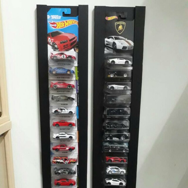 hot wheels display case for carded cars