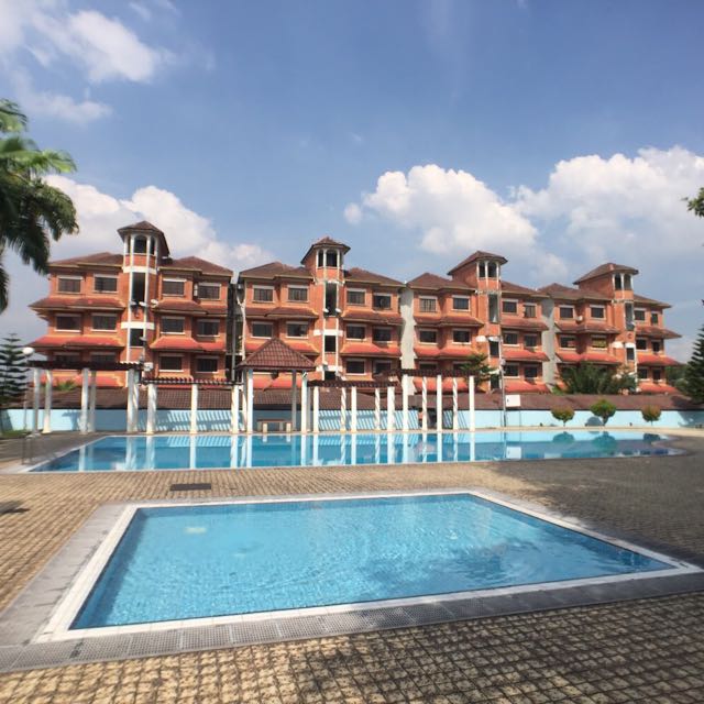 Huge Built Up Excelsa Apartment Property For On Carou