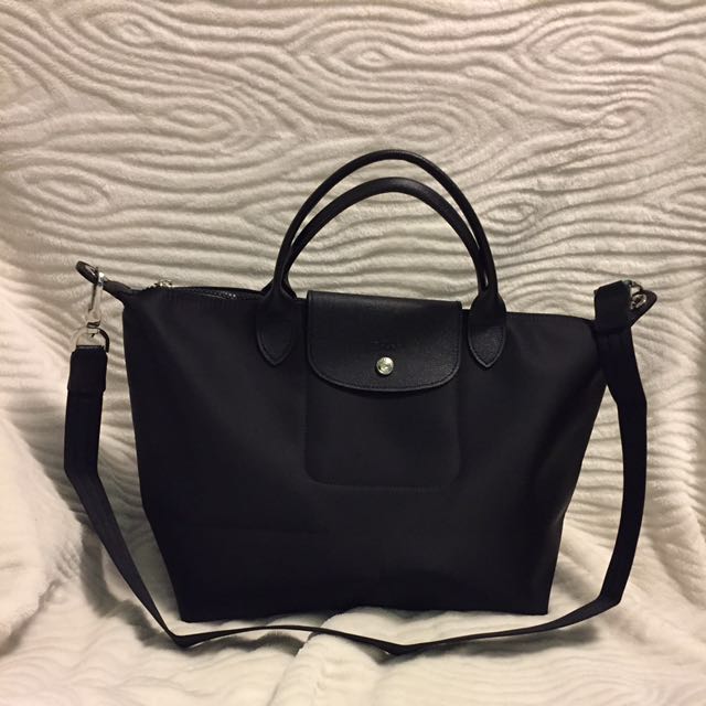 Le Pliage Neo Medium Longchamp Bag 