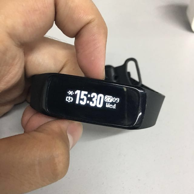 Lenovo G03 Smart Band Smartwatch Fitness Tracker Take10off