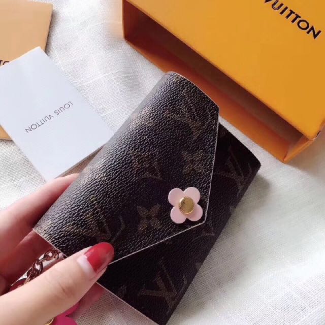 Lv Emilie Bloom Flower Wallet
