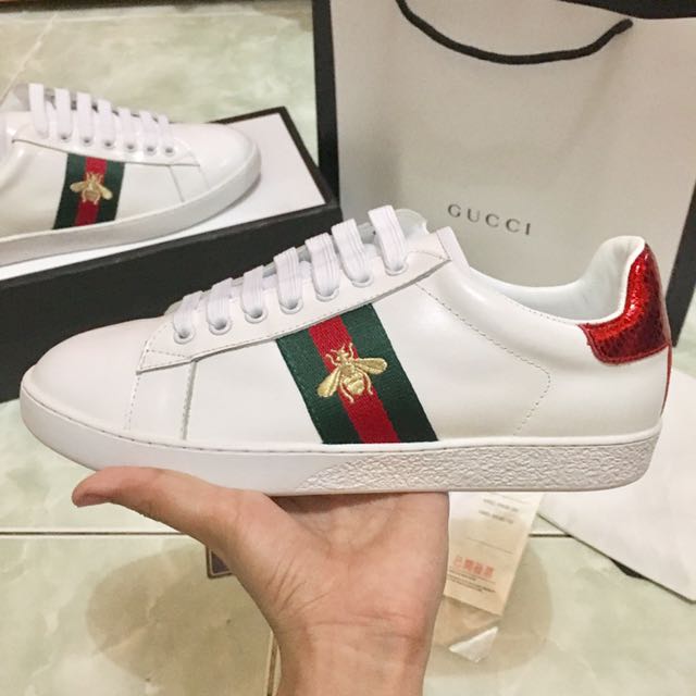 AUTHENTIC GUCCI SHOES, Women's Fashion, Footwear, Loafers on Carousell