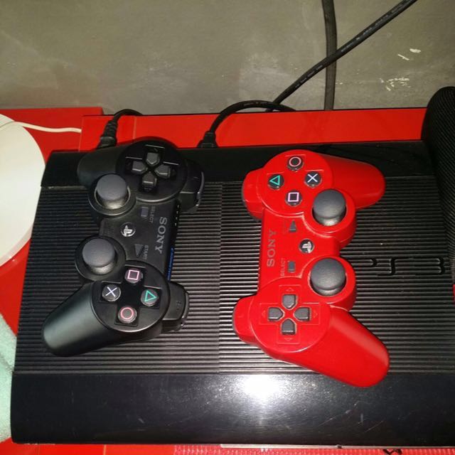 Console PS3 Ultra slim 12 Go rouge