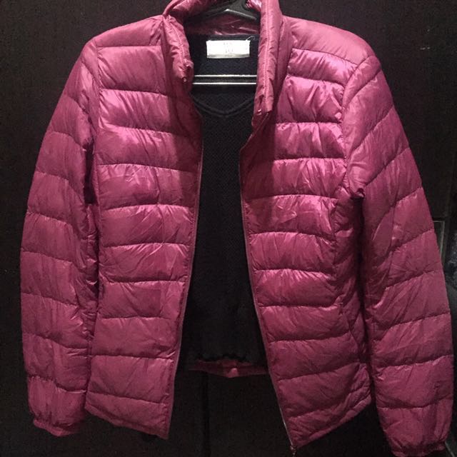 Uniqlo Bubble Winter Jacket Women S Fashion Clothes On Carousell