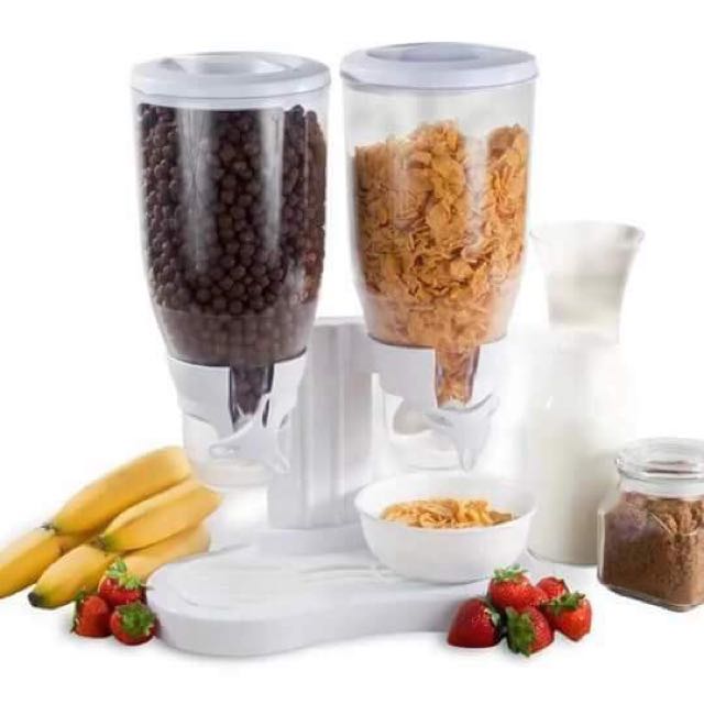 Cereal/Snack Dispenser (Category: Pitchers & Dispensers) located in Makati City. Submitted by catchythings (Listing ID 130345342, Image 2). Description: .