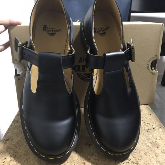 Dr martens core hotsell polley t-bar flat shoes