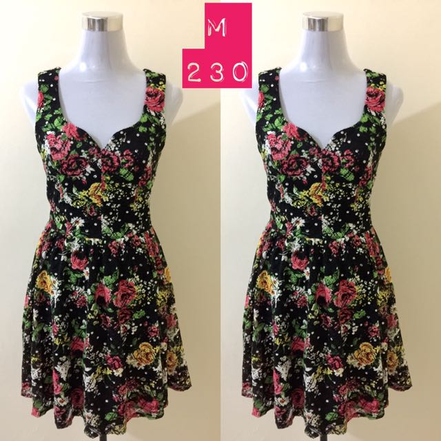 First Batch Us Brand Dress For Sale Comment M
