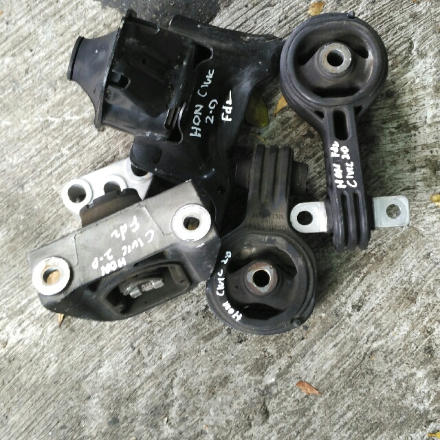 Honda Civic 2 0 Fd2 Engine Mounting Car Accessories On Carousell