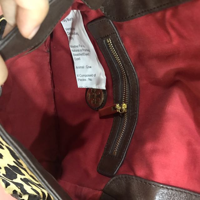 Preloved Tory Burch Sling Bag in Leopard Print (Brown), Luxury, Bags &  Wallets on Carousell