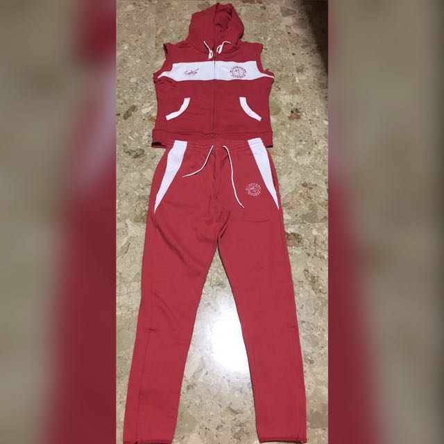 gymshark red hoodie
