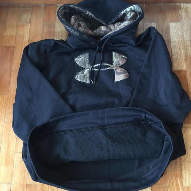 Under Armour hunting hoodie with fleece lining, Men's Fashion, Tops & Sets,  Hoodies on Carousell