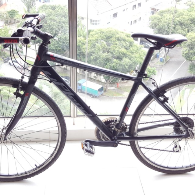 Upland LS380 City Cross Hybrid Bike Sports Equipment Bicycles