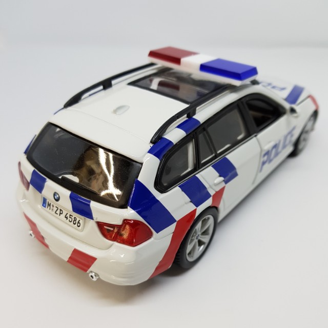 1:24 Diecast BMW 325i Touring Estate wagon in New SPF Livery, Hobbies ...