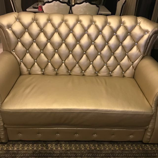 2 Seater Brand New Sofa Furniture Sofas On Carou 2 Seater Brand New Sofa Furniture Sofas On Carou