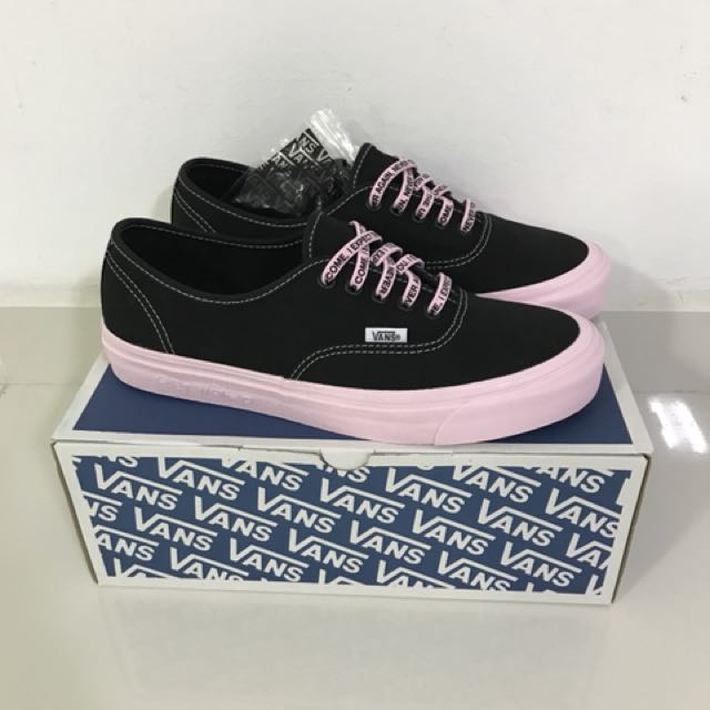 vans x assc