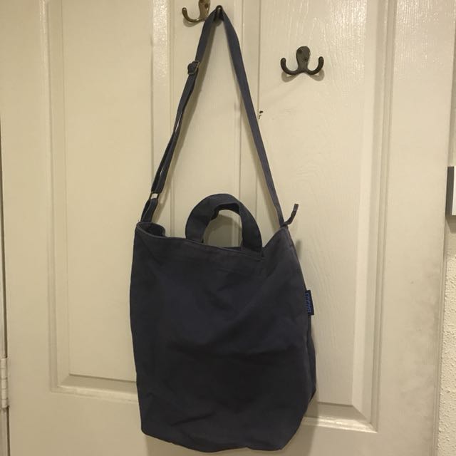 Blue Baggu sling bag