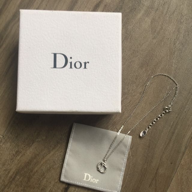 christian dior necklace cd