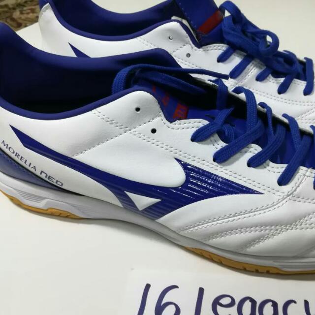 kasut futsal mizuno sala