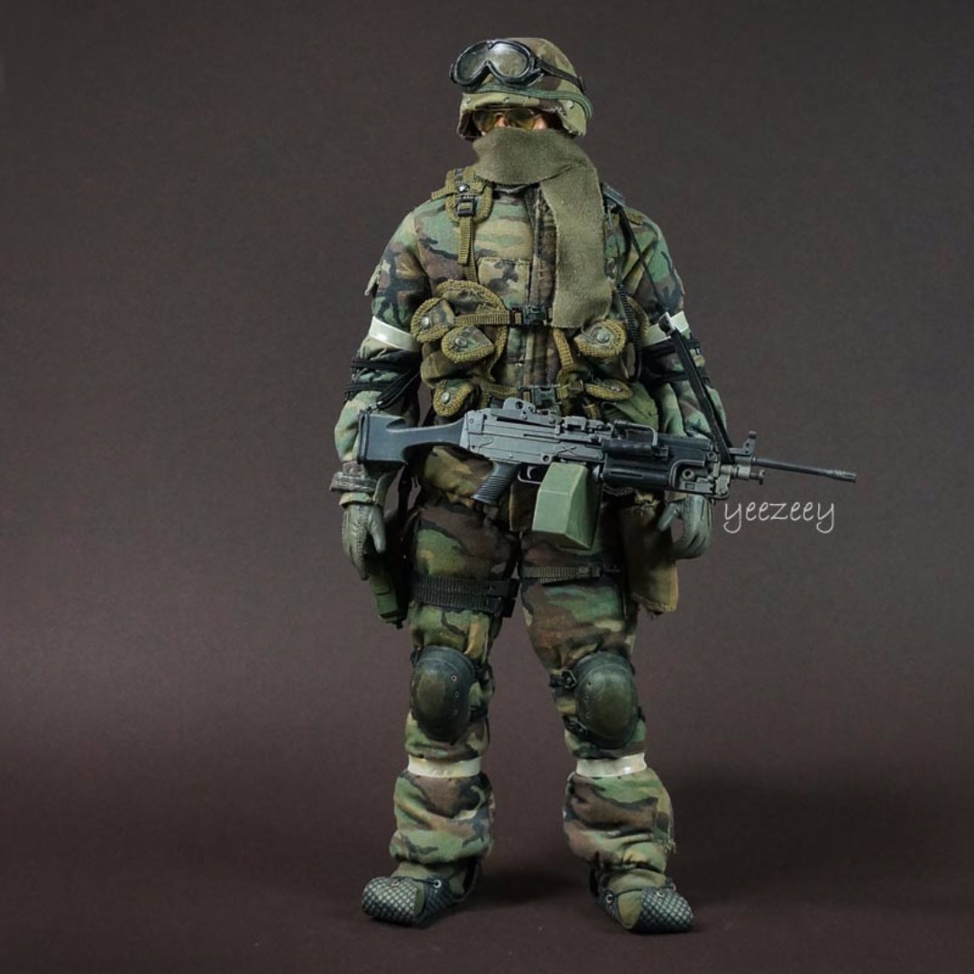 1/6 scale kitbash modern female US soldier, Been wanting to…