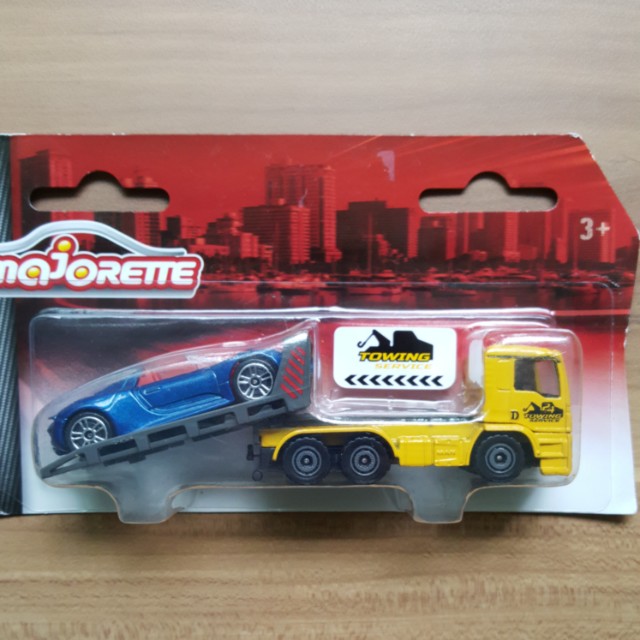 majorette tow truck