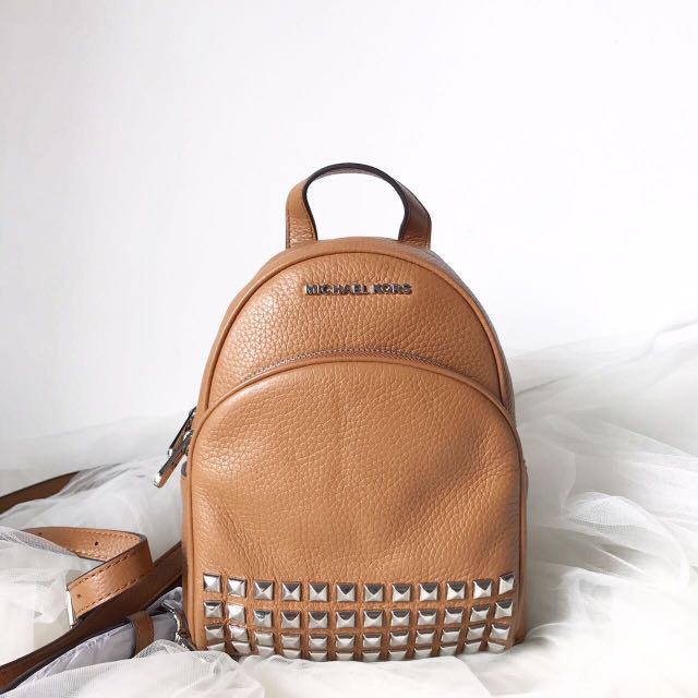 Michael kors store xs abbey backpack