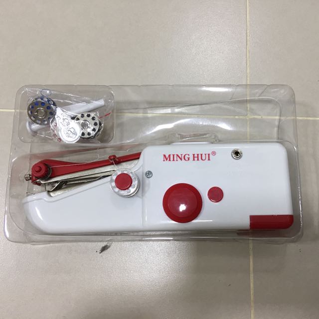 Ming hui handheld sewing machine, Hobbies & Toys, Stationery & Craft