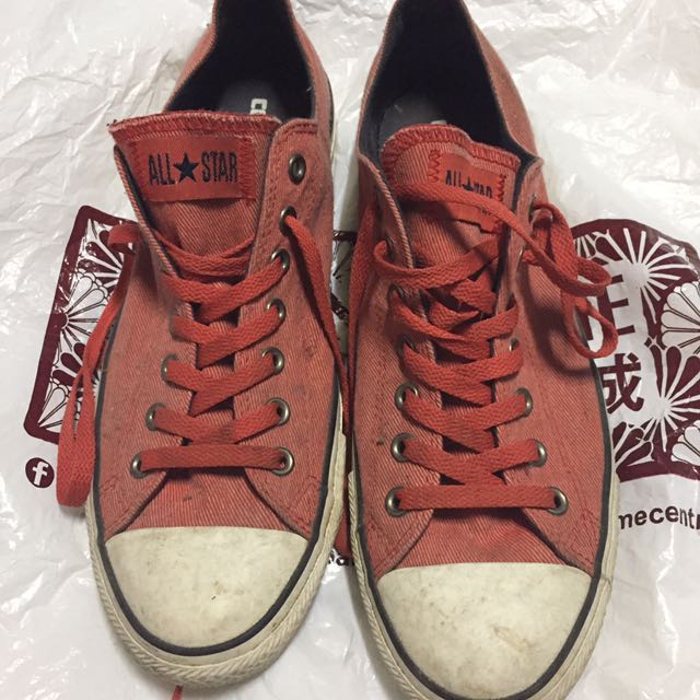 faded red converse