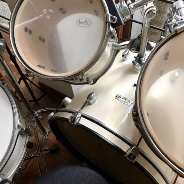 Pearl Forum Drum set, Hobbies & Toys, Music & Media, Musical