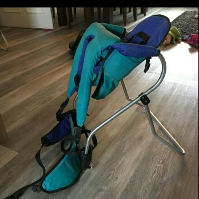 Tomy snugli baby carrier hotsell