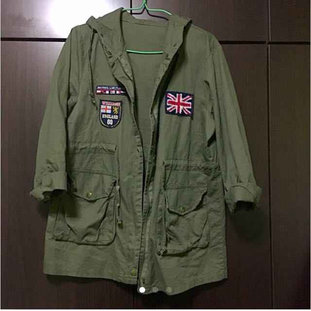 Army green parka outerwear + iron on 