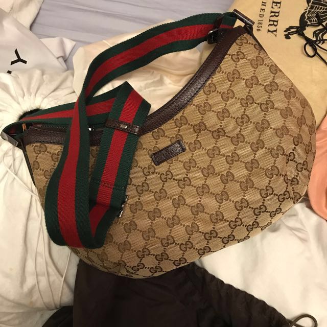 Authentic Gucci Hobo Bag, Women's Fashion, Bags & Wallets, Shoulder Bags on  Carousell