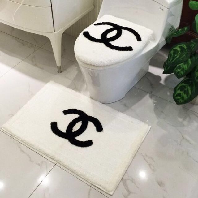 chanel bath mat set