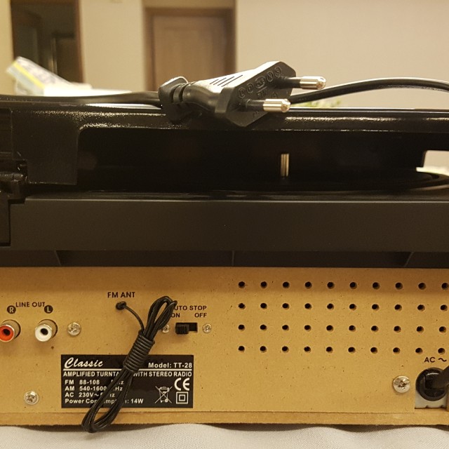 CRAIG turntable and radio system AM/AM retro vintage, Audio, Portable